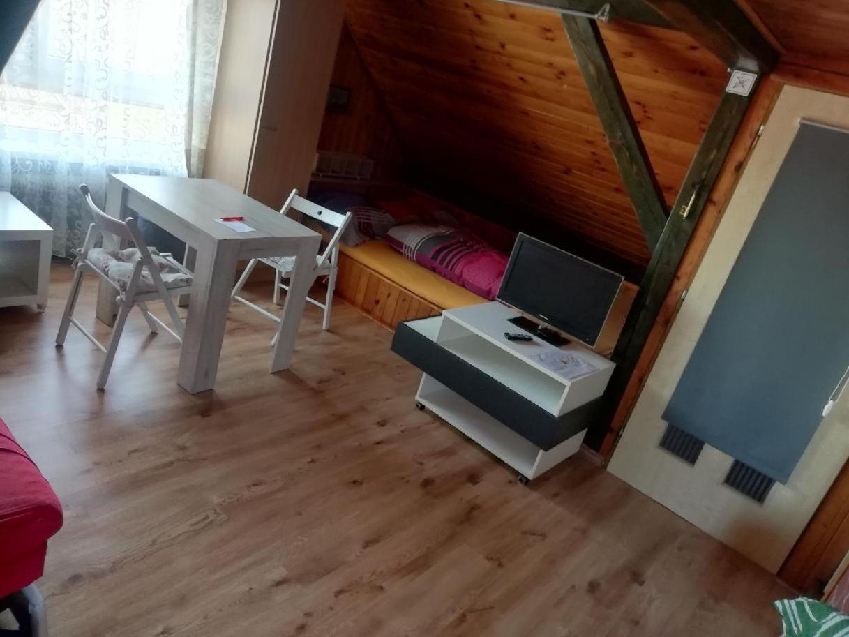 Suite Ohrada Прага Екстериор снимка